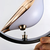 Nowoczesna przyciemniająca lampa wisząca