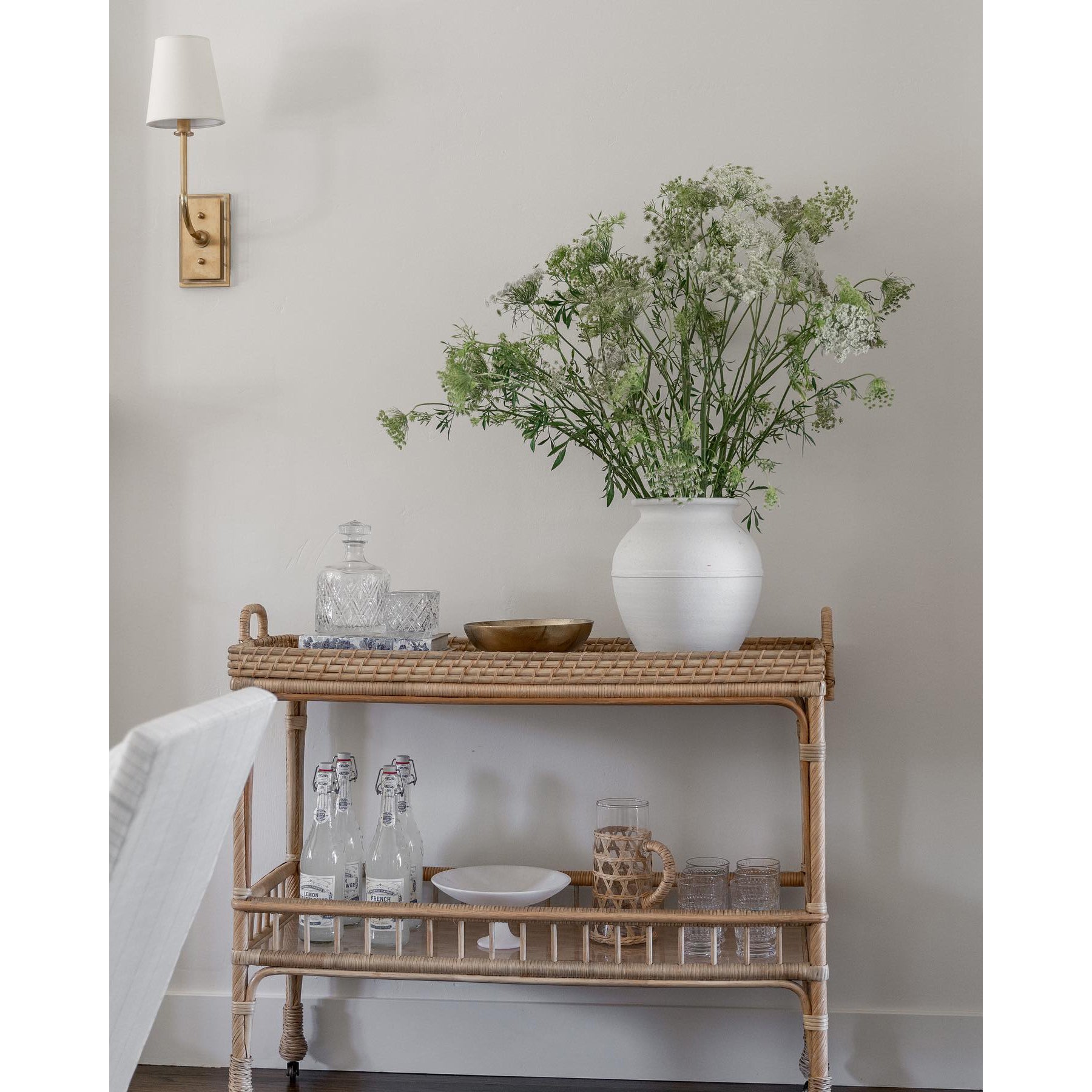 Hulton Wall Sconce Modern | Dimmable LED Wall Lamp | Nordic Style Indoor Light | Elegant Wall Fixture | Brass Crystal Sconces - Zardee 4