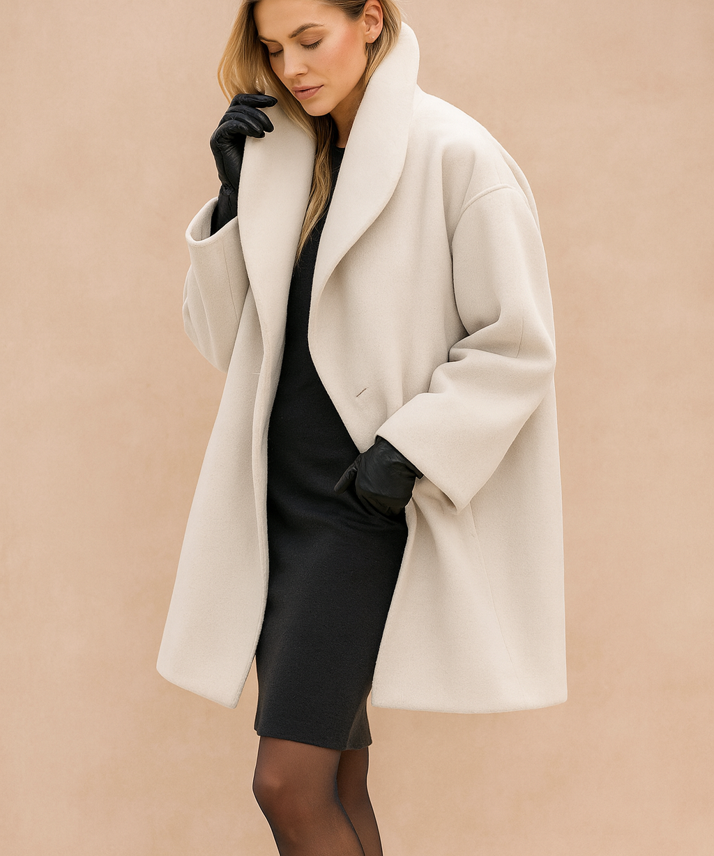 Chic Oversized Winter Coat for Women with Elegant Wide Collar 0
