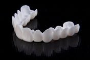 FlexiSmile Dentures with Natural White Lenses for a Comfortable and Elegant Smile 5
