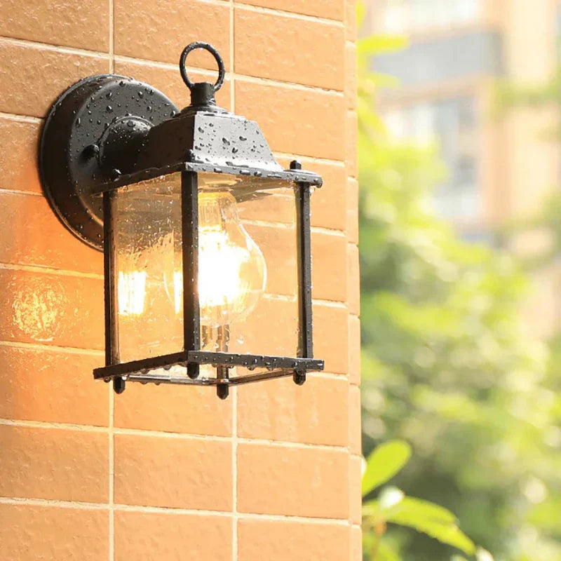 Retro Outdoor Wall Lamp