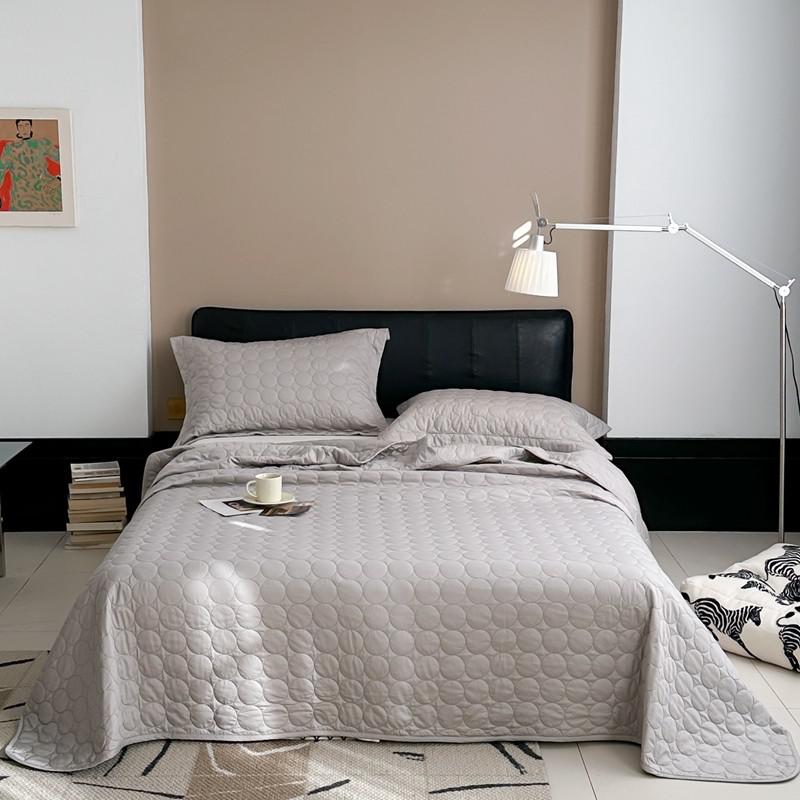 Circle Serenity Bedspread Set