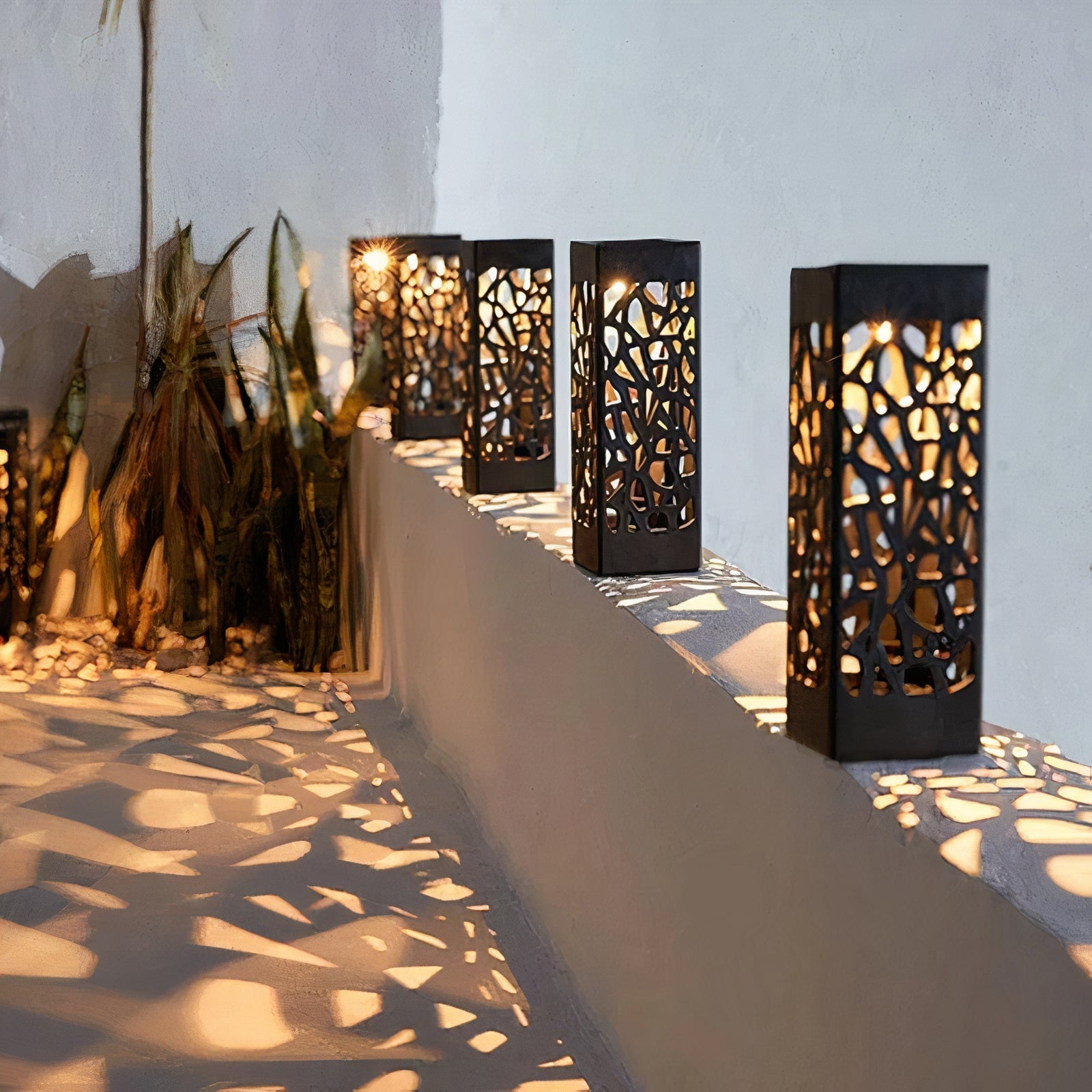 Outdoor Torchlight Lamp | Weatherproof Garden Lanterns | Modern Outdoor Light Fixtures | Stylish Patio Lighting | Unique Outdoor Lights - Zardee-1